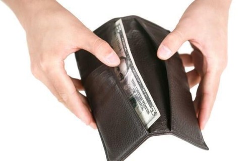 男人一定要醒悟：女人收不收你的钱，早就注定了结局