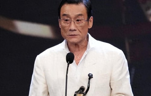 正式官宣，68岁梁家辉五封影帝，网友：恭喜，实至名归！