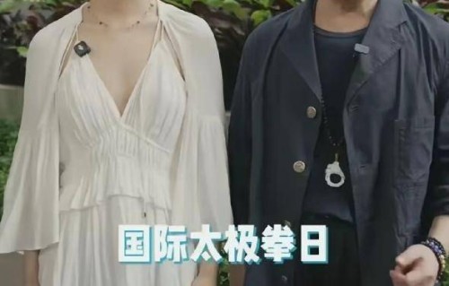 李连杰小女儿23岁生日，姐妹俩在巴厘岛海边庆生，一天吃五顿