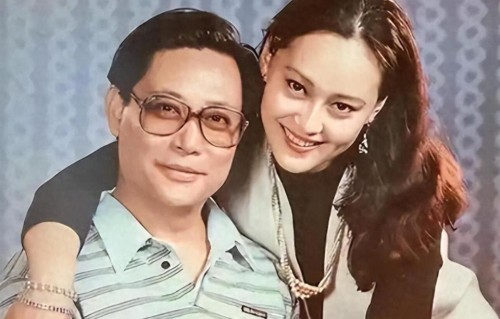 抛弃病夫，插足导演家庭，55岁攀上富豪，三金影后的上位史太精彩