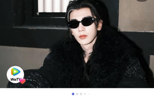 张凌赫ins动态20小时获百万赞，创第五次百万记录