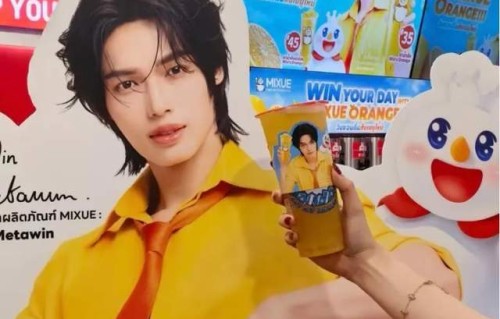 蜜雪冰城泰国代言人惹争议，被扒出辱华黑历史，网友呼吁赶紧换人