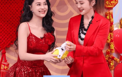 原创蔡卓妍官宣结婚！阿娇长文送祝福，众星齐送甜蜜祝贺|钟欣潼|sa娇|冯德伦|黎姿|林俊贤