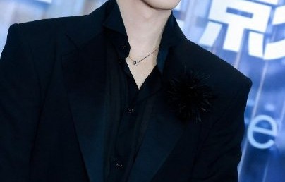 肖战与导演孔笙、编剧兰晓龙在现场是如何互动的？