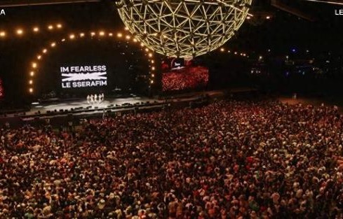 LESSERAFIM科切拉首秀：全开麦的炽天使们|LE SSERAFIM|ANTIFRAGILE|科切拉音乐节|音乐节|舞台
