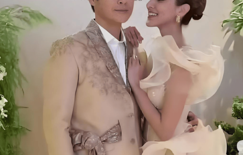 55岁郑嘉颖近况曝光！娶小19岁陈凯琳生3子，如今婚姻幸福成人生赢家