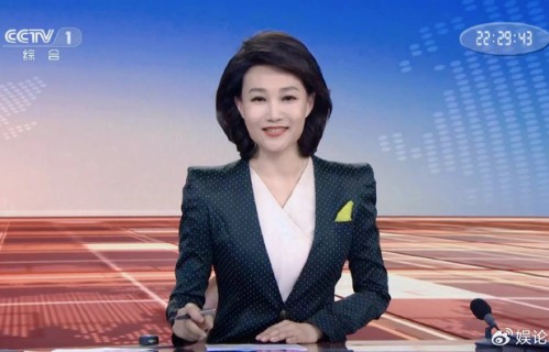 李梓萌回归新闻直播舞台，又能看到她亲切的笑容