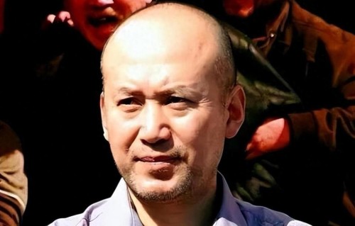 郭达现状：住西安老小区养老，70岁老态龙钟，妻子身份不简单