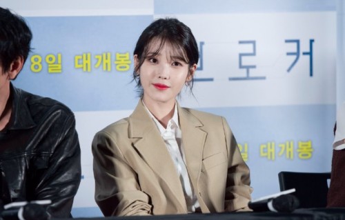 IU下一步准备挑战的角色类型是什么，是继续演富人还是回归穷人？|母亲|惊悚|题材|人性|财富