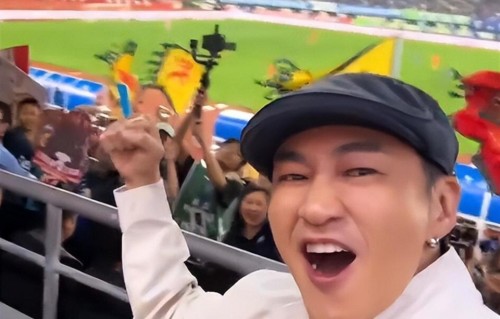 何润东翻红后，扒出他曾在剧组被打到吐血，遭骂的何止张凌赫一人