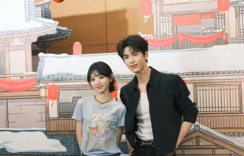 张凌赫、田曦薇逐玉庆功宴同框合照,俊男美女同框就是般配