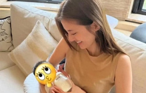 程晓玥二胎出生，吴千语前去探望，抱娃喂奶渴望未来生两个孩子