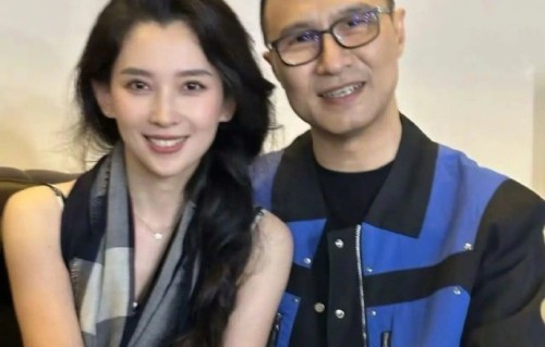 公众对于汪峰和葛荟婕围绕女儿产生的纠葛，前后舆论评价发生了怎样的转变？