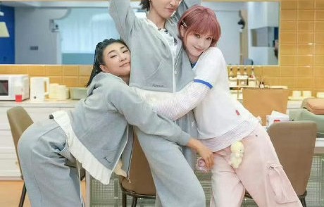 曾沛慈在《乘风2026》一公舞台带队获胜后为何会崩溃落泪？|黄灿灿|队长|泪水|队员|赛制