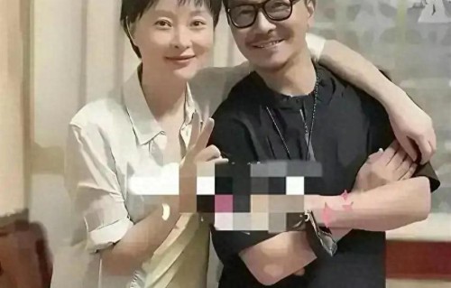 吴越搂着的这个男人是谁啊？好帅气啊！看着好眼熟，想不起名字了