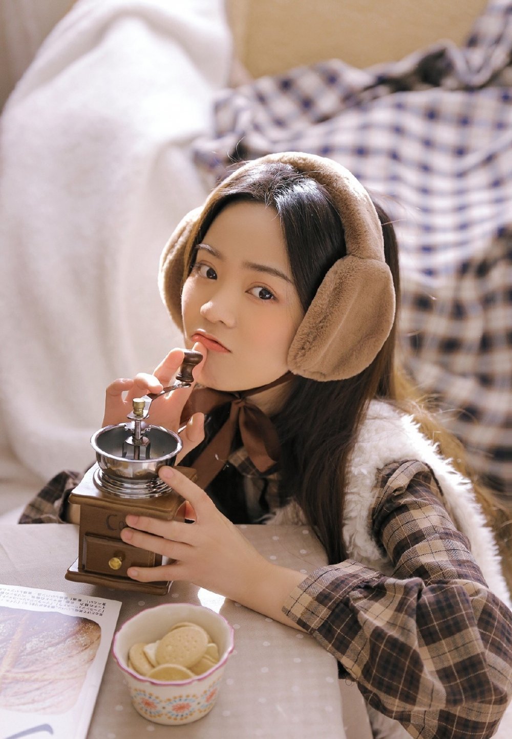 90后首个影帝！肖战凭《得闲谨制》拿奖，大学生为啥这么爱他？|电视剧品质盛典|大学生电影节|莫得闲|兰晓龙|孔笙